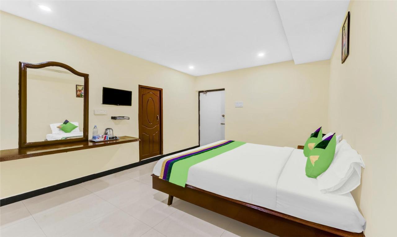 Hotel Treebo B Coral, 2 Km From Promenade Beach Pondicherry Exterior foto